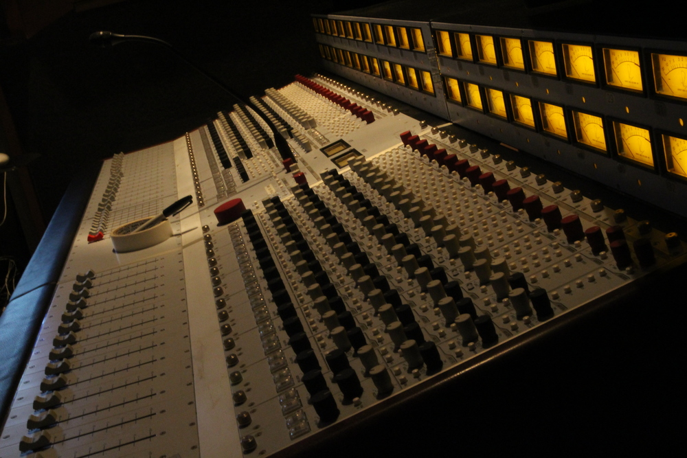 The Rupert Neve Designs 5088 analog console.